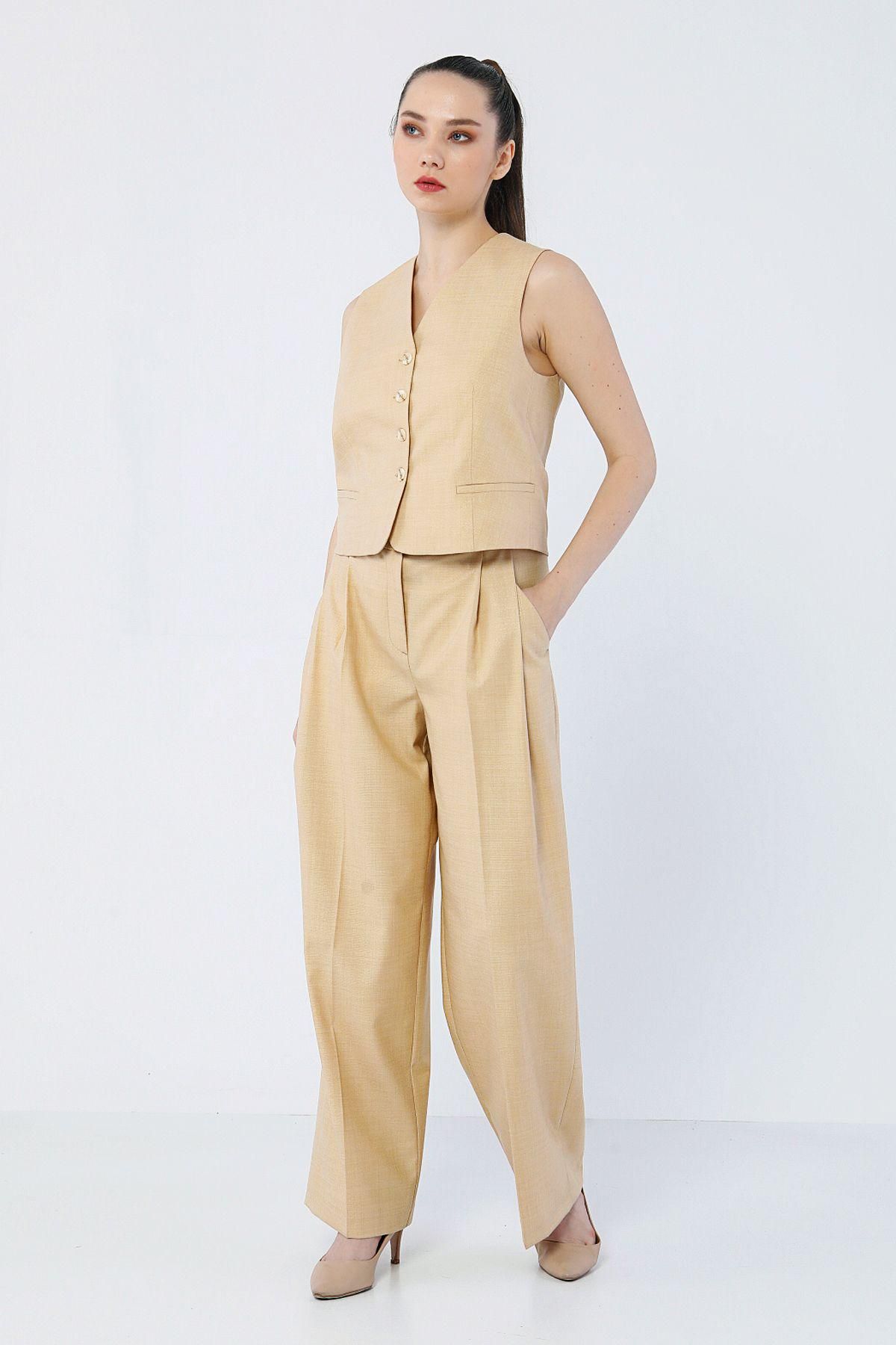 Vivento TK-4012 BEIGE Women Suit | Dosso Dossi